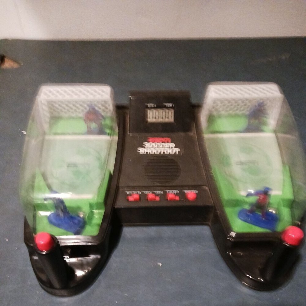 ESPN Soccer Shoot Game Electronic LSmoke-frap Tabl LCD SCORING Toy Vtg Batteries